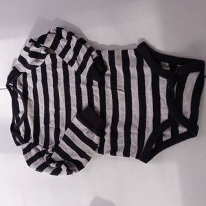 Long sleeve onsie shirt. Carter's size 24mths. Gently worn